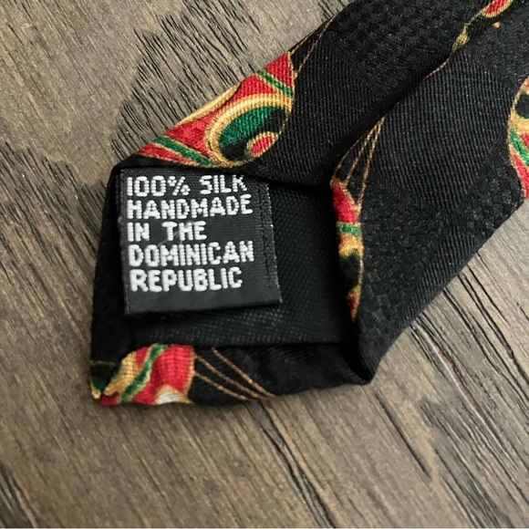 Penguin black tie - Picture 4 of 4